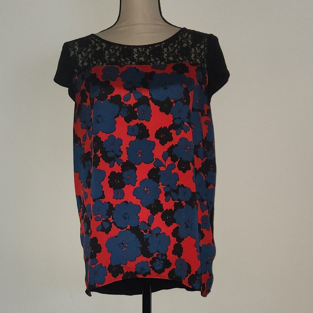 Kensie Cap Sleeve Lace Top – Large – Black/Red/Blue